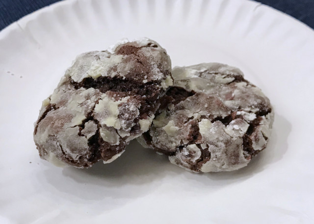 image of Christmas cookies called chocolate crackle cookies