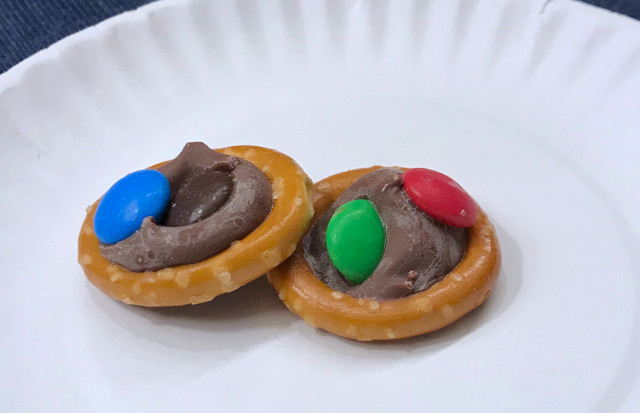 image of Christmas cookies called circle pretzel chocolates