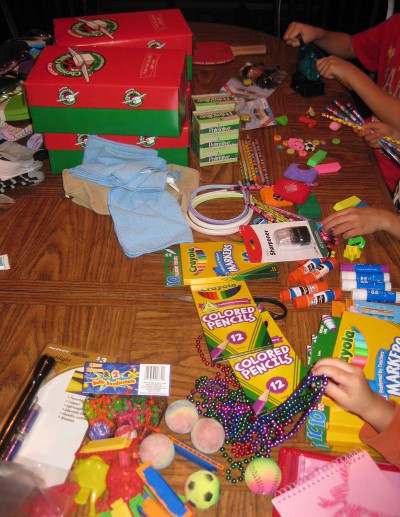 picture of toys to pack for Operation Christmas Child