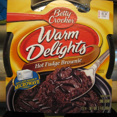 picture of Betty Crocker box of Warm Delights microwave brownies