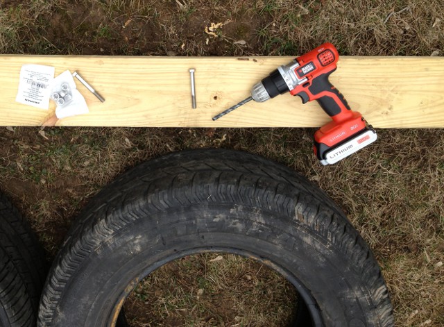 image of tools to make a tire ladder