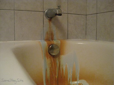 rust stains in a bathtub