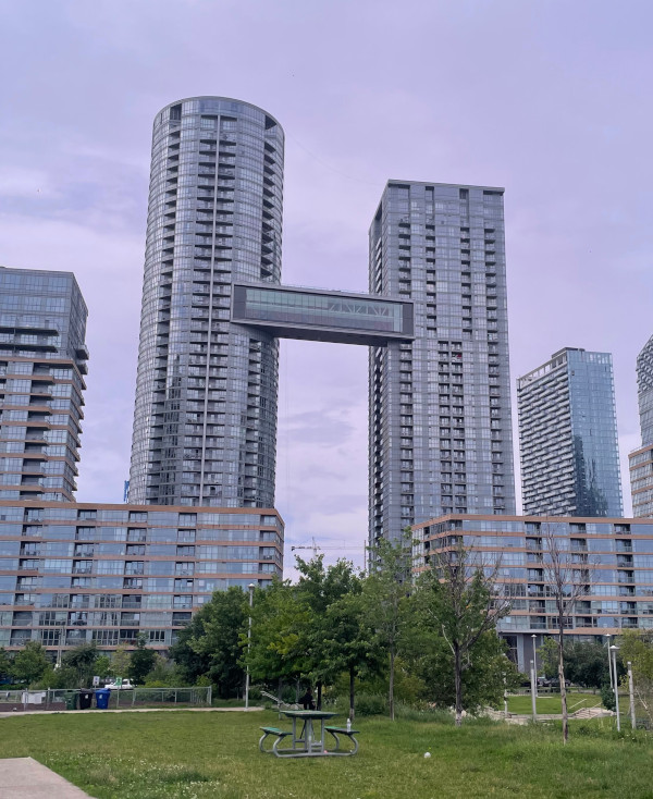 image of a hi-rise in Toronto