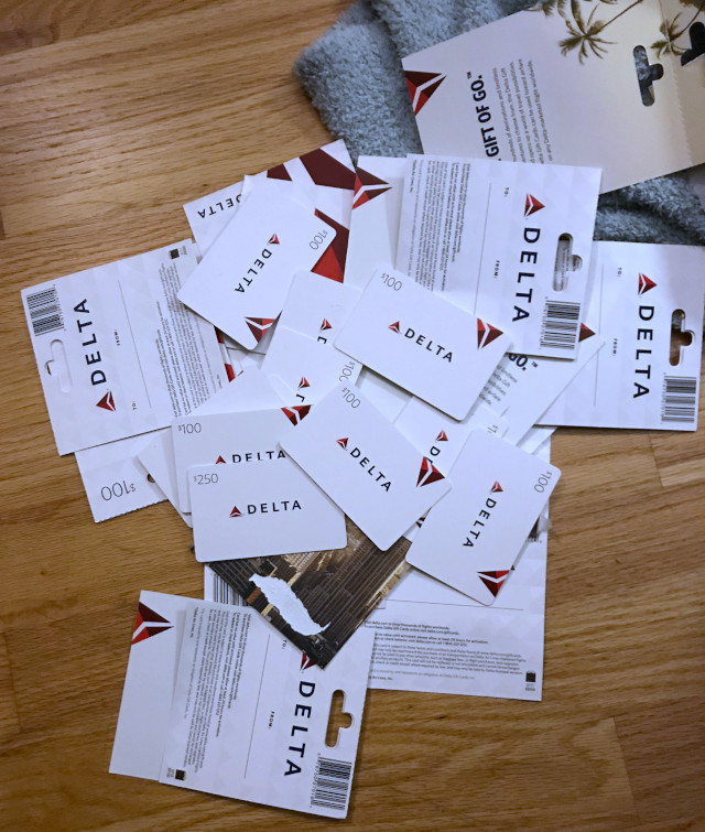 image of a pile of Delta airline gift cards
