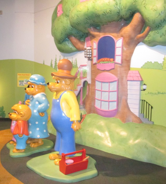 photo of the Berenstain Bears display at the Strong Museum of Play