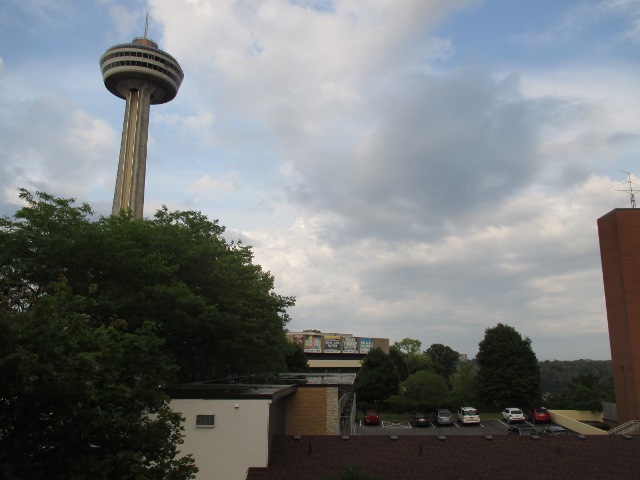 photo of the tower at Niagara Falls