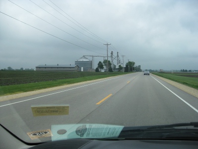 picture of the drive through rural Illinois