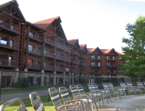 image of the outside of Great Wolf Lodge in Traverse City