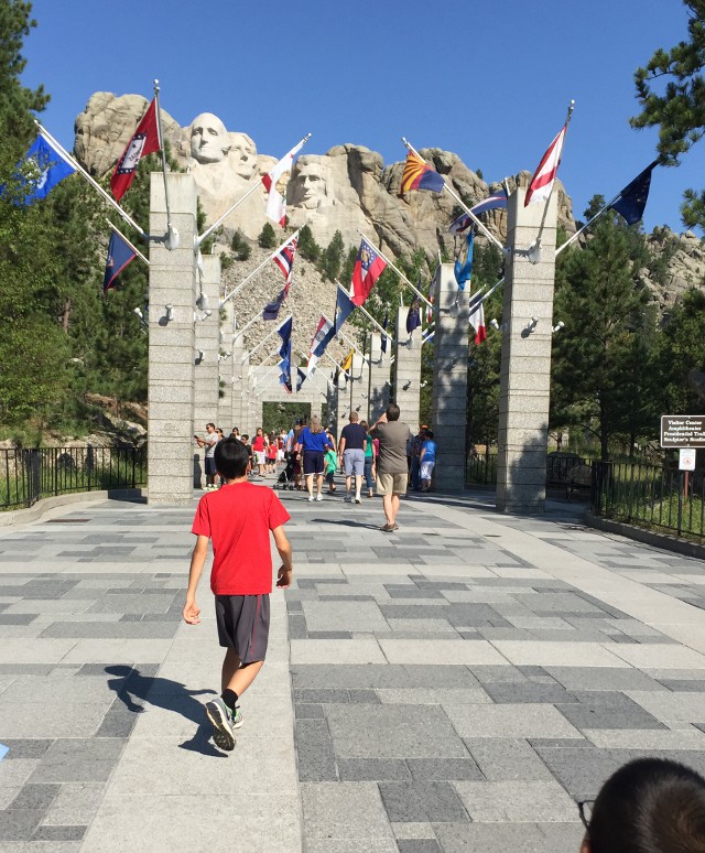 image of family vacation to Mt. Rushmore