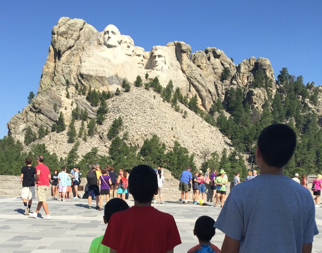 image of family vacation to Mt. Rushmore