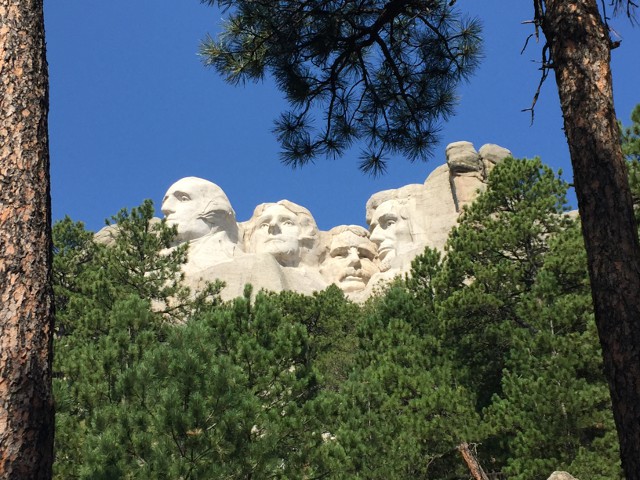 image of family vacation to Mt. Rushmore