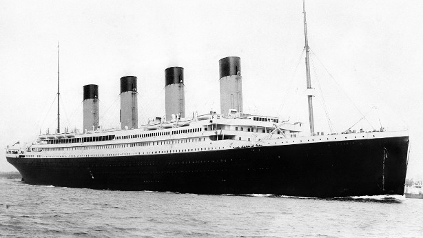 image of the RMS Titanic sailing peacefully