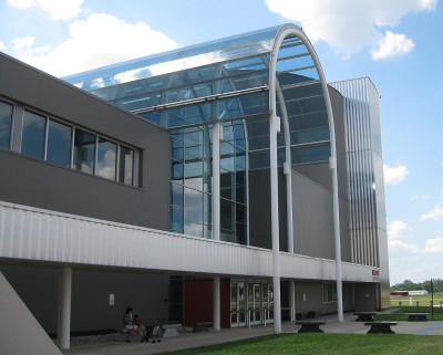 the glass entryway of the Wright-Patterson Air Force Museum
