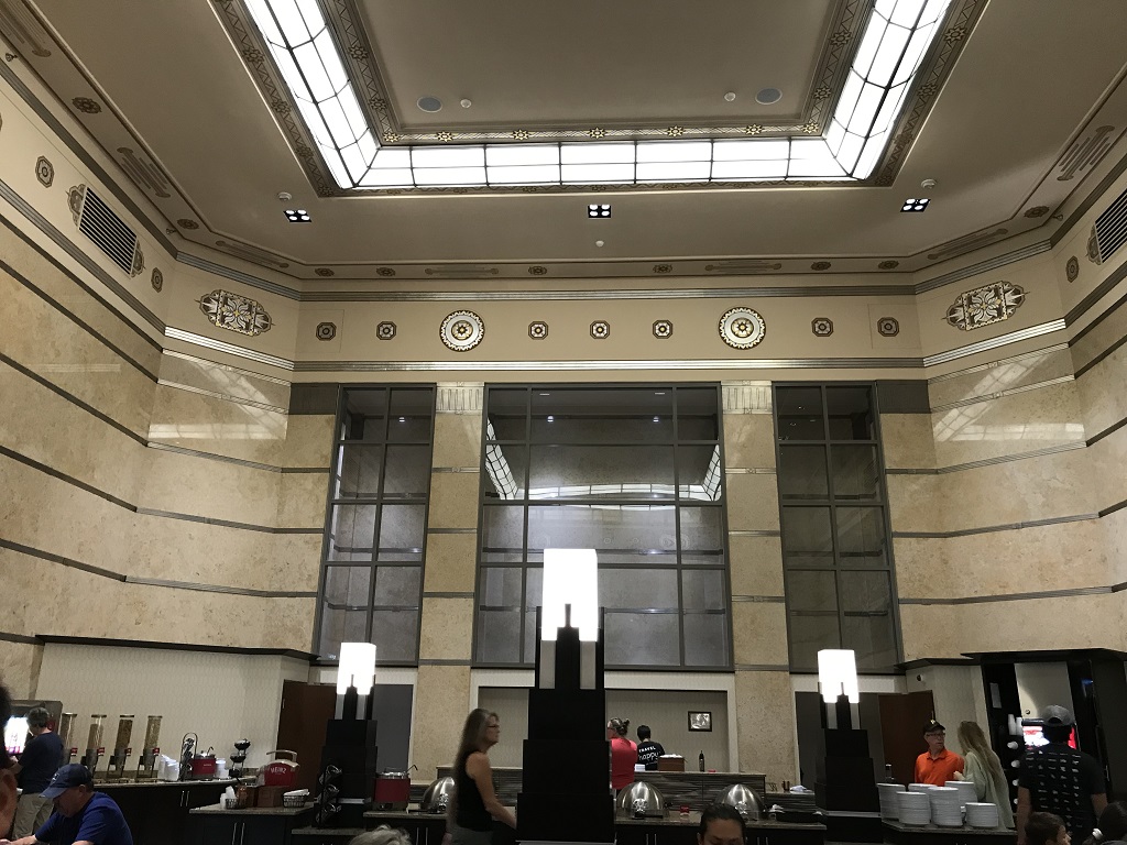 image of the lobby at the Drury Plaza hotel in Pittsburgh Pennsylvania