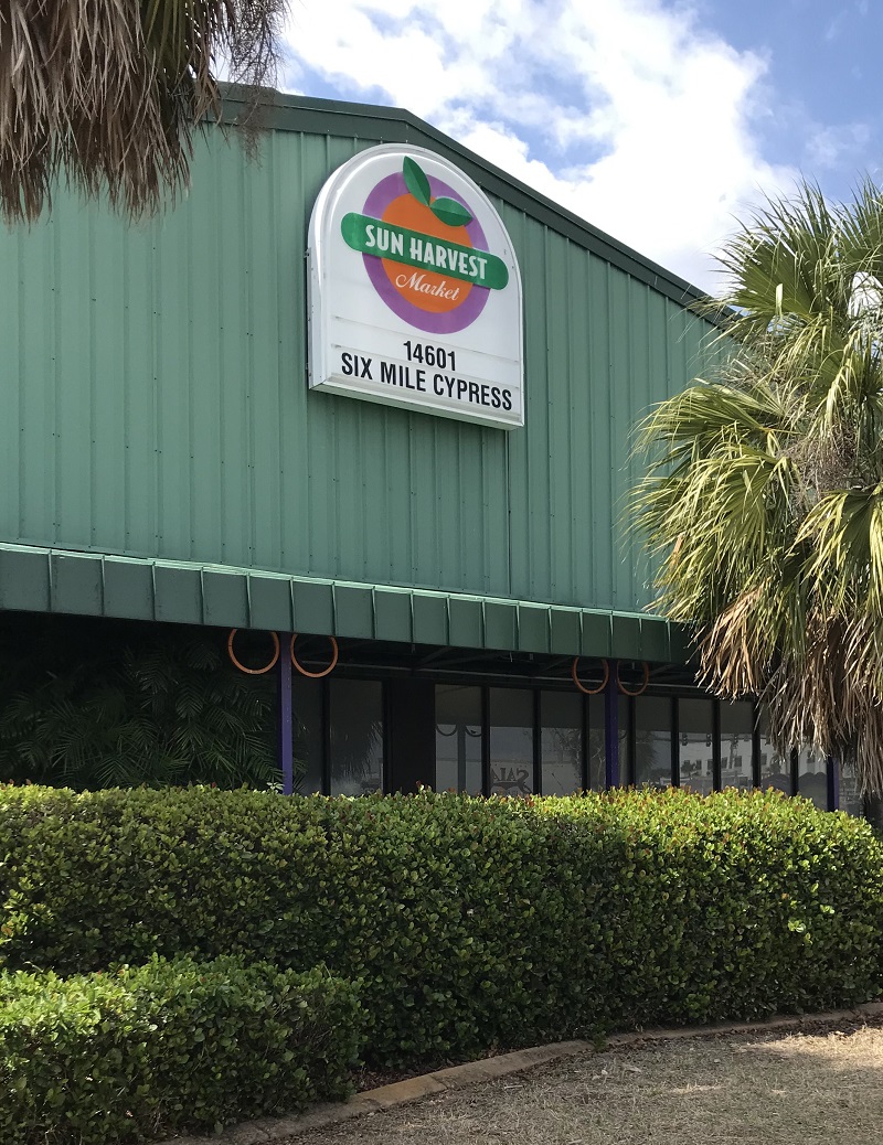image of a Sun Harvest store in Fort Myers FL